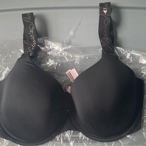 Victoria's Secret Black Bra 32DDD